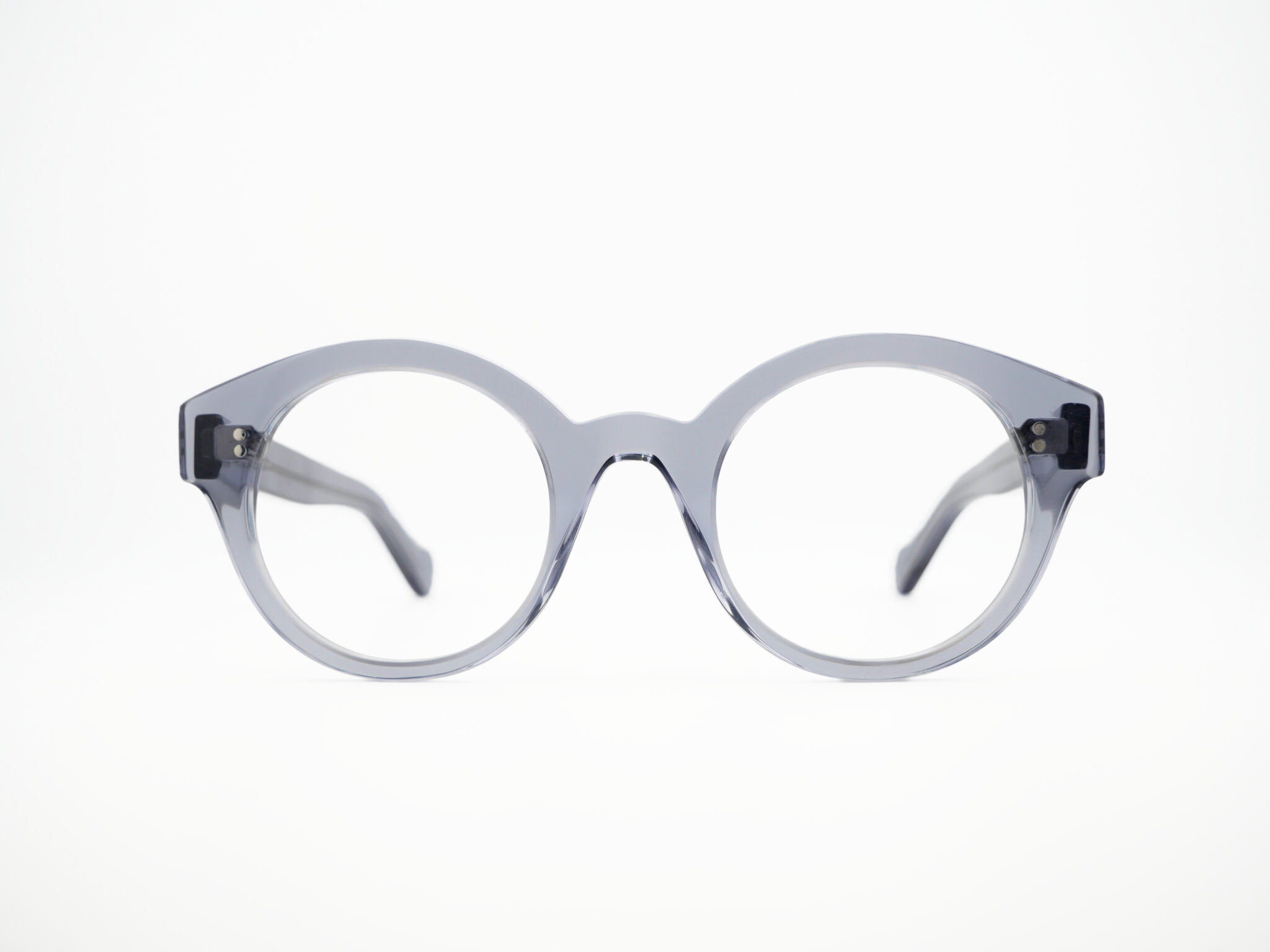 Gris bleu translucide