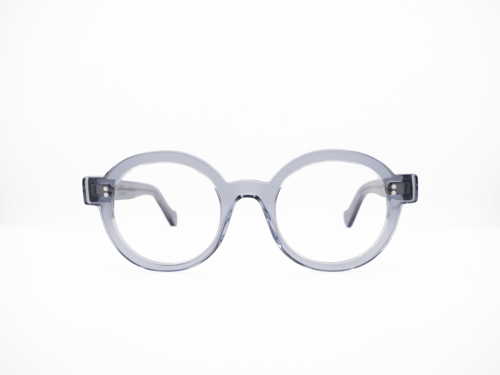 Gris bleu translucide