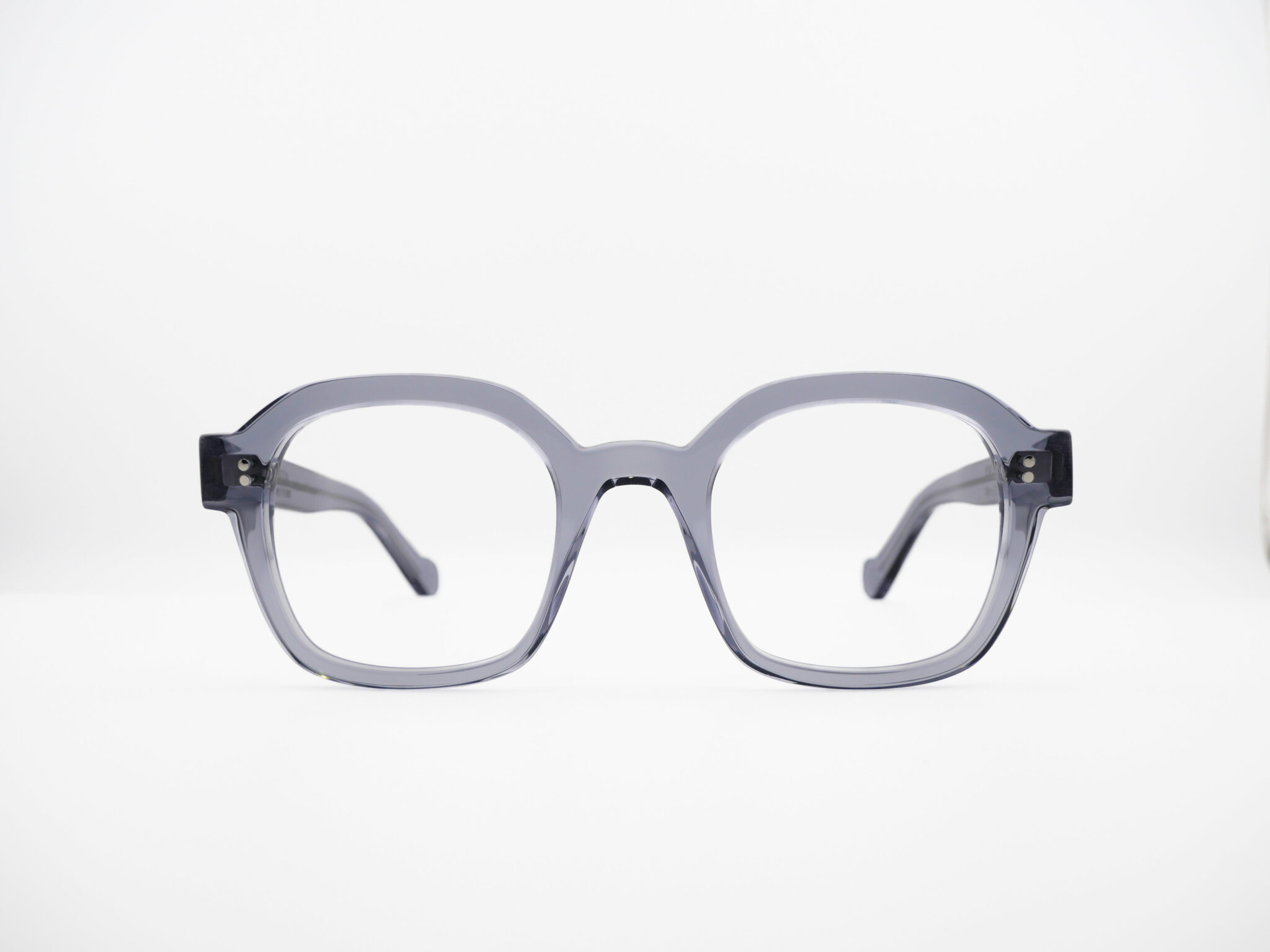 Gris bleu translucide TR83